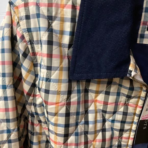 Great car coat and it is New Talbots large jacket - Picture 4 of 8